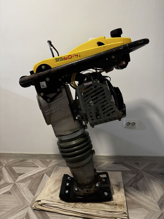 Mai compactor wacker neuson BS 60-4As  4CP 72kg motor honda 4 timpi