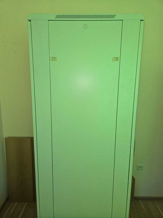 TOTEN Сървърен шкаф  600/800/2000 мм стоящ