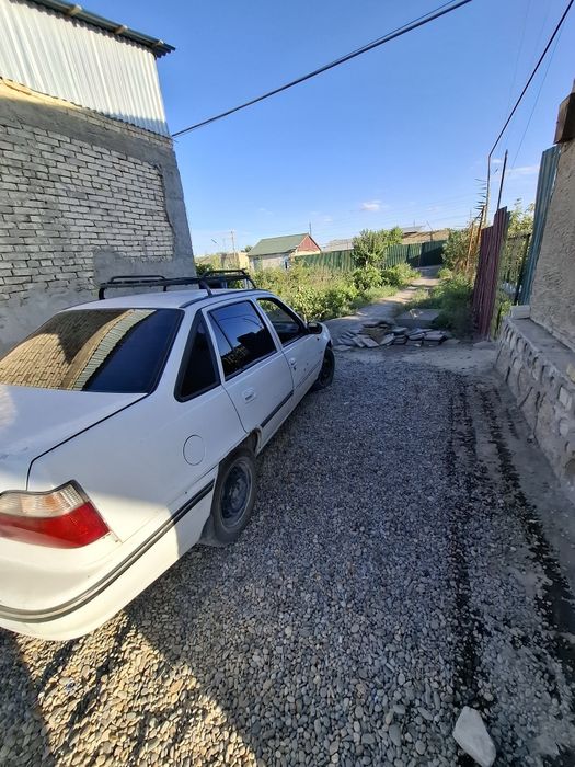 Нексия ДОНС сотилади