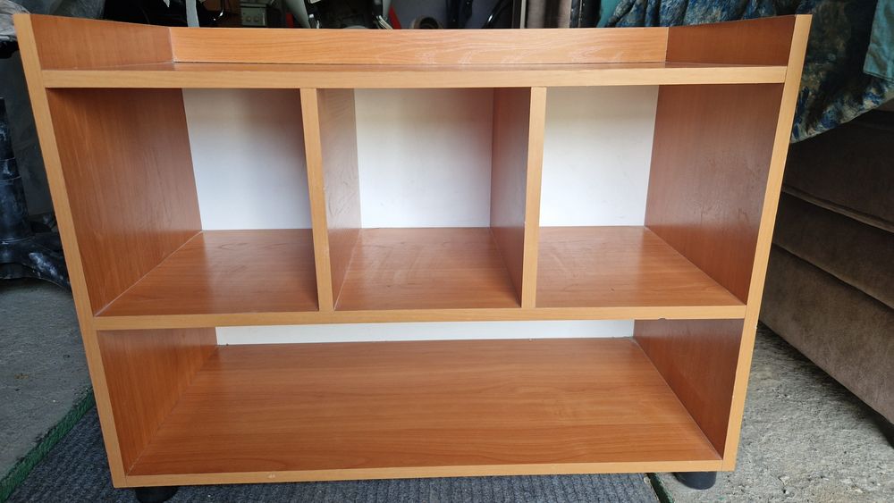 Продам  обувницу