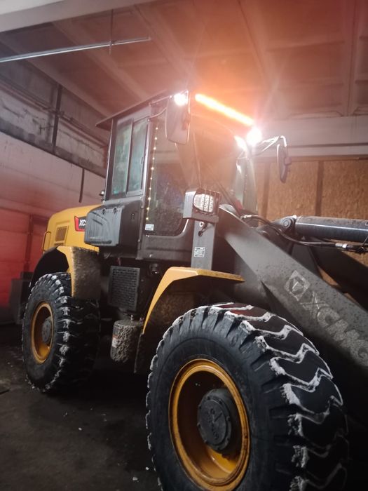 Услуги фронтального погрузчика