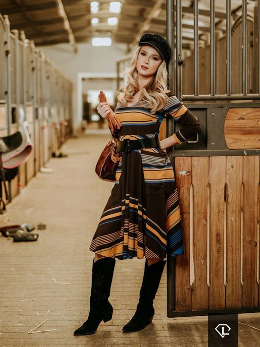 Елегантна  рокля на Lusy