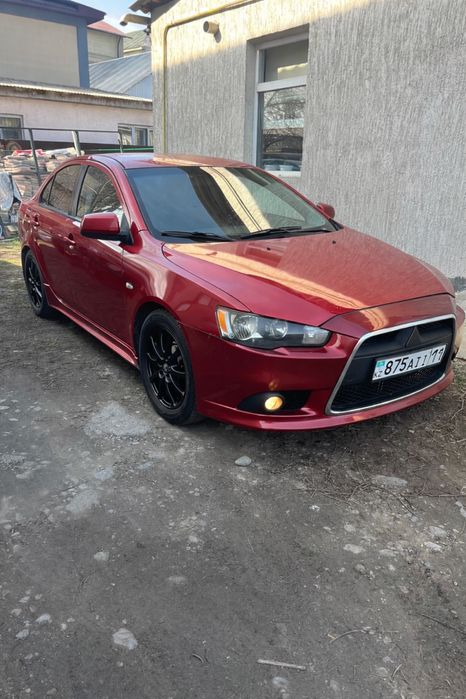 Продам машину срочно