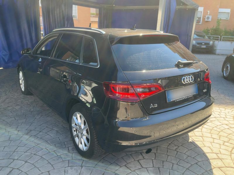 Audi A3 Sportback 1.6 TDI Attraction 2014
