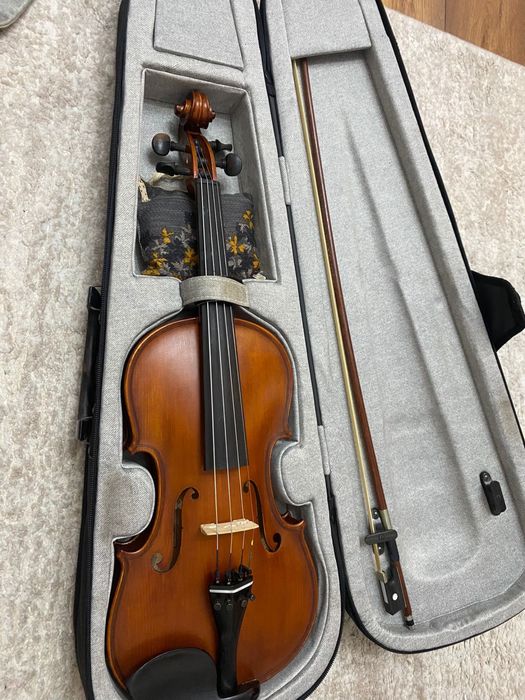 Vand Vioară Genial Violins 4/4