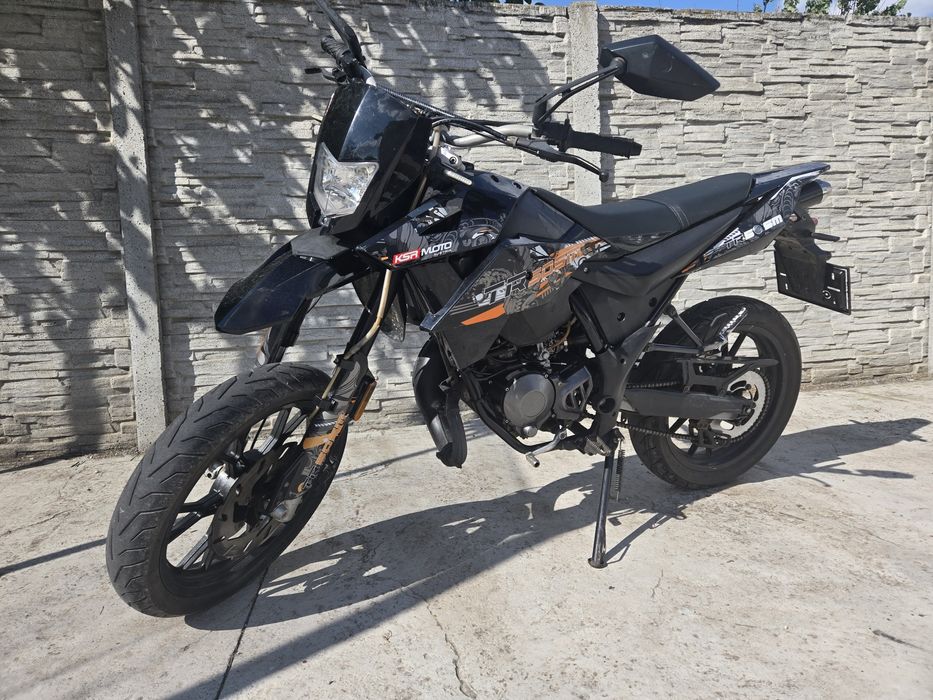 SUPERMOTO 49CC 2017 ( Acte pentru inmatriculare de austria ) minarelli am6 ( scuter )