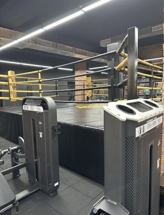 Годовой абонемент в фитнес зал