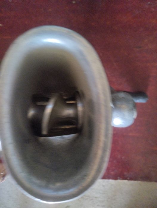 Мясорубка ручной