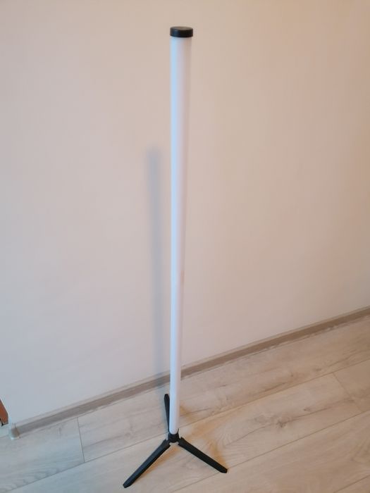 Lampa led diverse culori