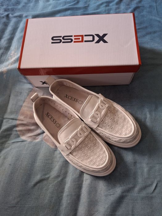 Нови обувки 38 номер