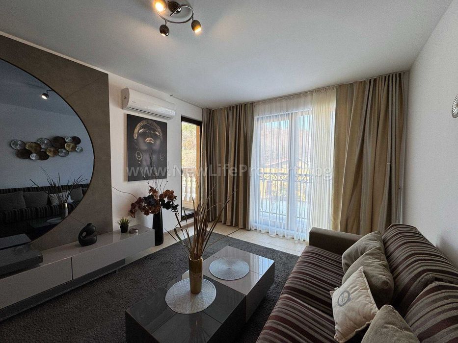 Продава се Двустаен апартамент в к.к. Елените - 58 кв.м за 1294 €/кв.м - Снимка #4