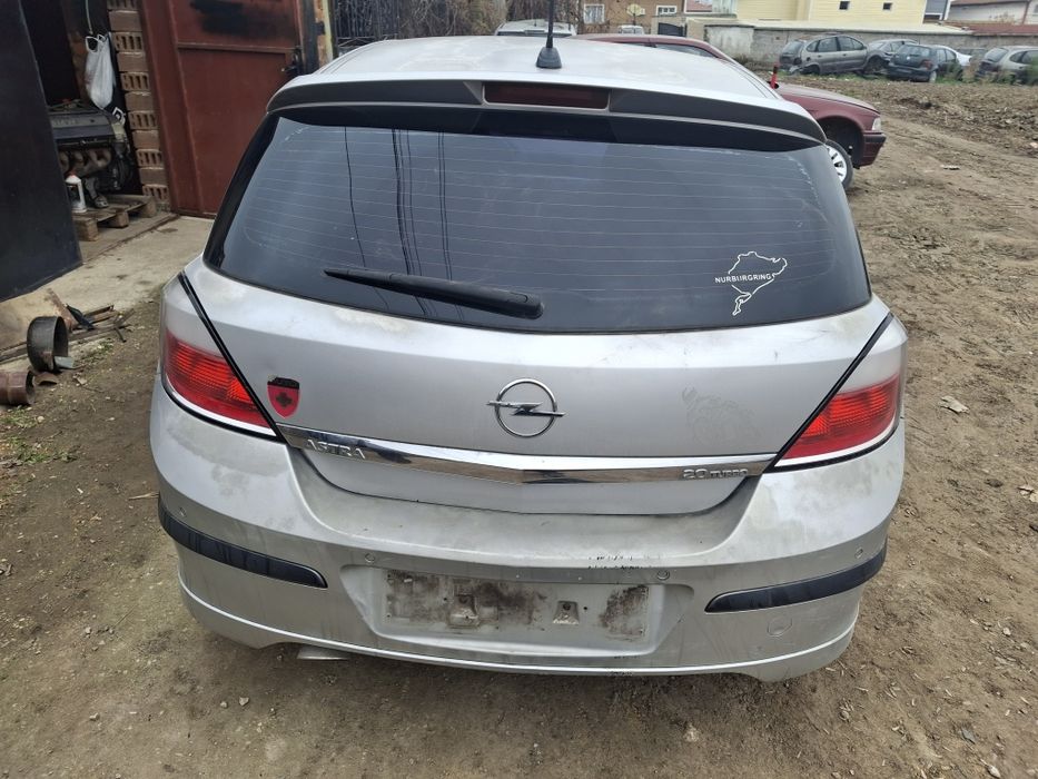 Opel Astra H 2.0 turbo На части