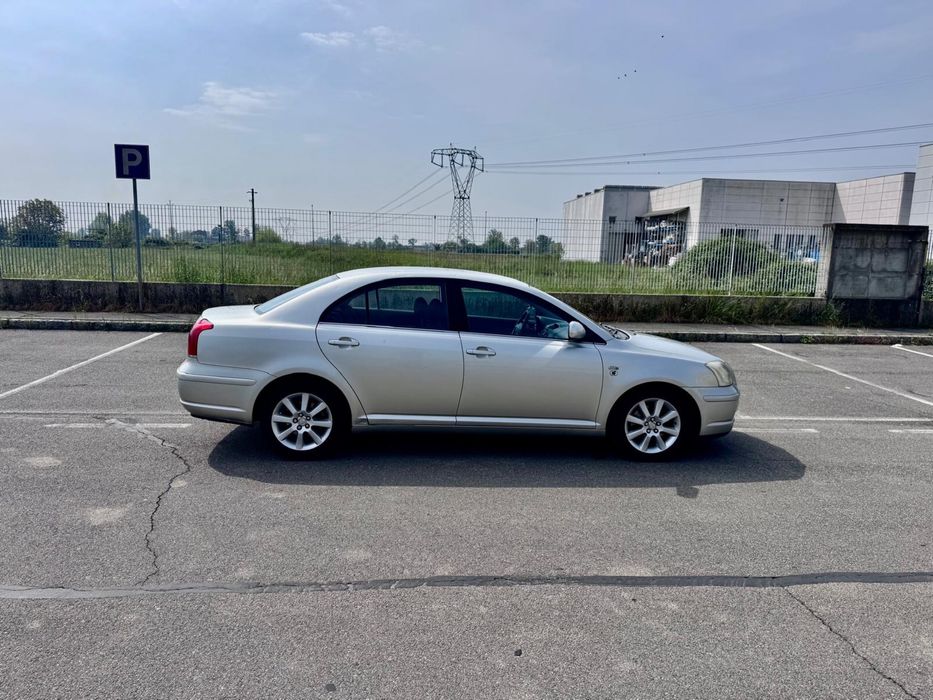 Vand toyota avensis