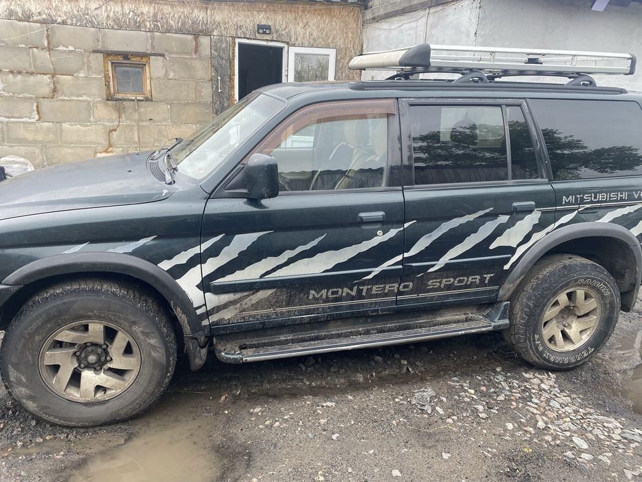Продам монтеро спорт