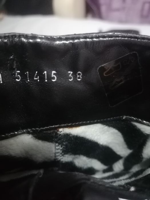 Cizme din piele de vânzare!