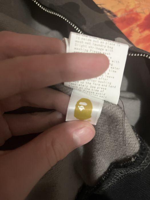 Продам кофту бейп тайгер с шарком