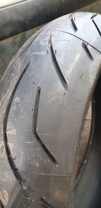Anvelopa moto bună nerulata
