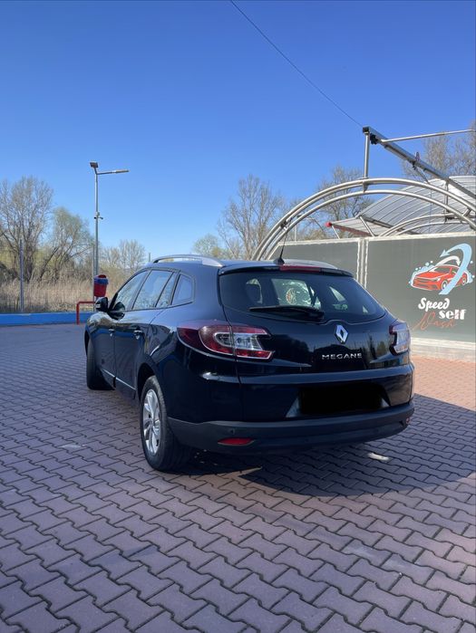 Renault Megane 3 Break, an 2013, motor 1.5 dCi 110 CP, diesel.