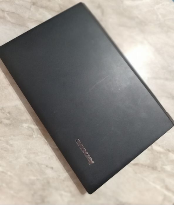 Noutbuk Lenova IdeaPad