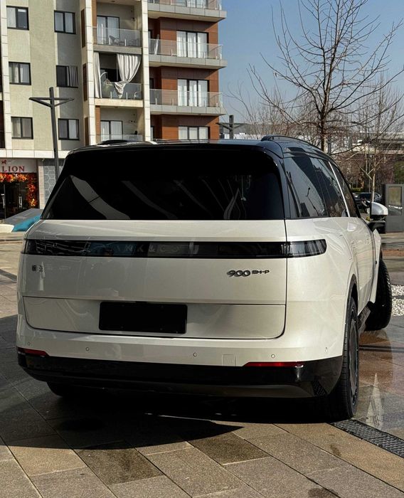 Lynk & Co 900 1.5T EM-P Full Option