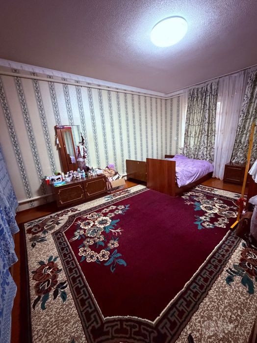 Qibray tumanida katta hovli sotiladi