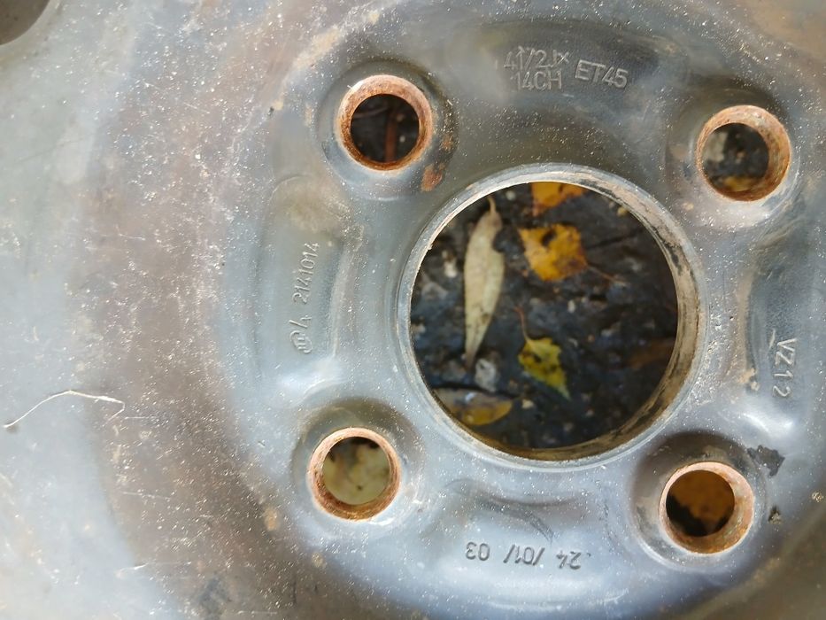 Продавам зимни гуми 14 цола