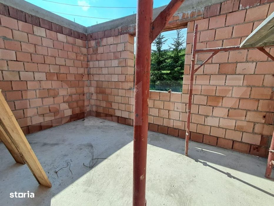 Casa individuala de vanzare in Corunca  Curte Comuna– Proiect in des