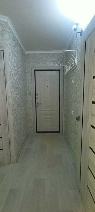 Продам 2-ком кв. со свежим ремонтом на 6мкр Байтерек Помощь в ипотеке! - Mehr