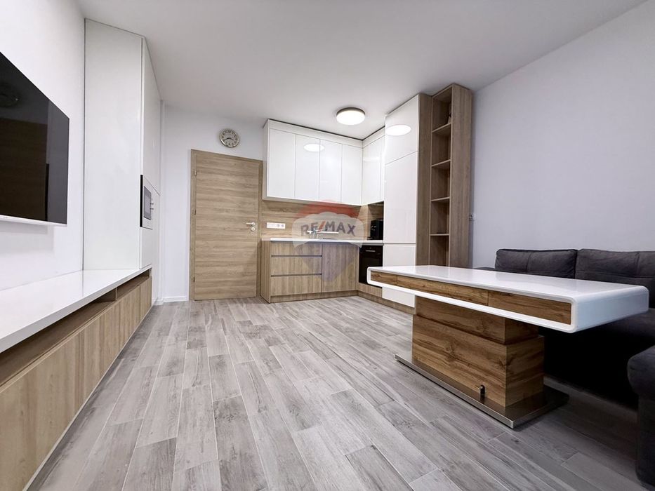 Дава се под наем Тристаен апартамент в к.к. Св.Св. Константин и Елена - 74 кв.м за 1196.97 € - Снимка #5