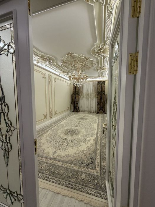 Продаётся 3/2/7 115м2 в ЖК Абу Даби, ор-р: элитная махалля Хувайдо