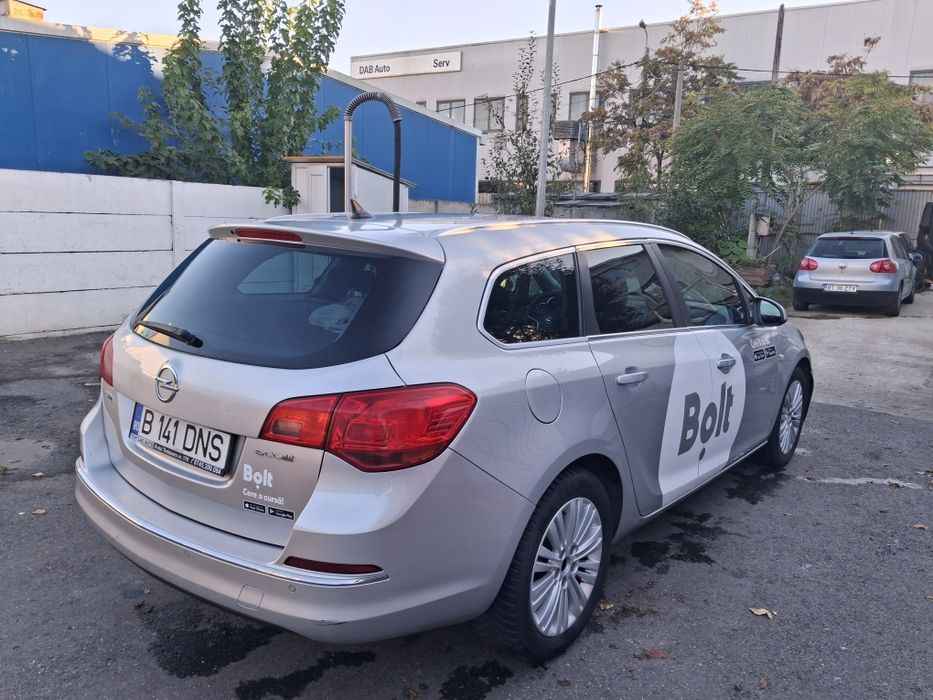 Opel Astra Sports  Tourer