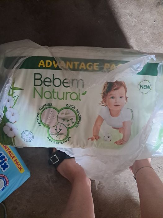 Продам памперсы 4,2500