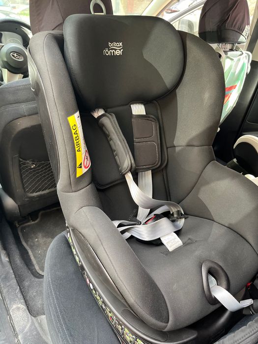 Britax Roemer Dualfix 0-20kg с подложка за новородено