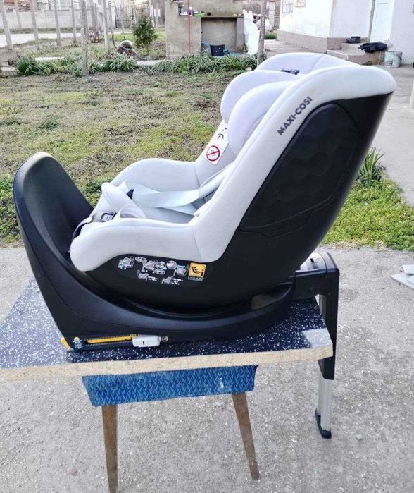 Детское автокрело Maxi-Cosi Mica Eco