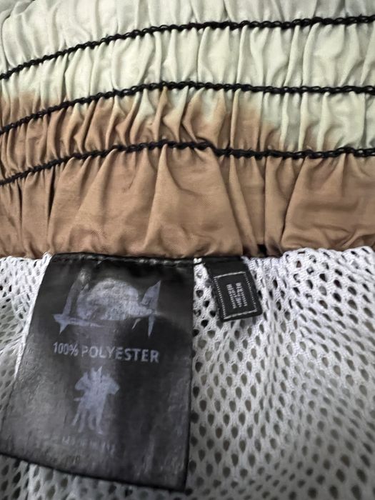 Луда Редки Къси Панталони