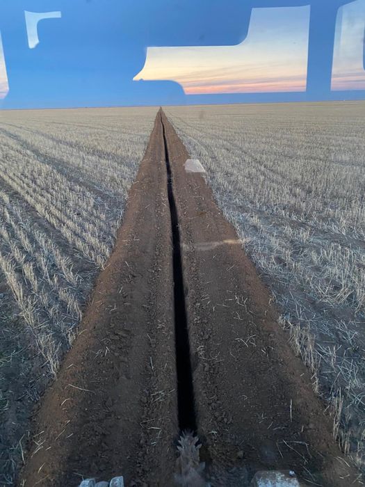 Услуги бары траншеекопатель