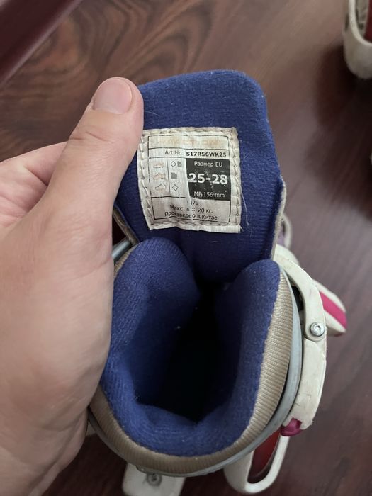 Продам роликовые коньки