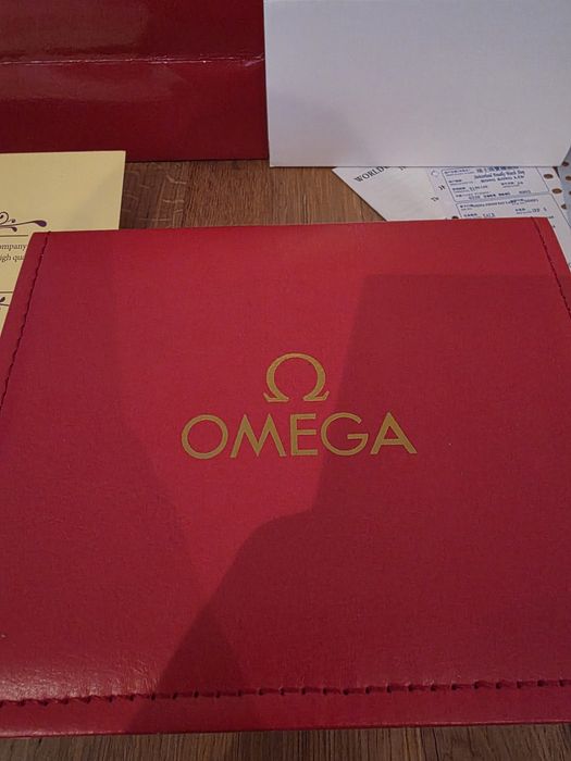 Omeg автоматичен часовник