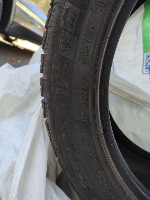 255 45 r19 de iarna michelin 2 buc