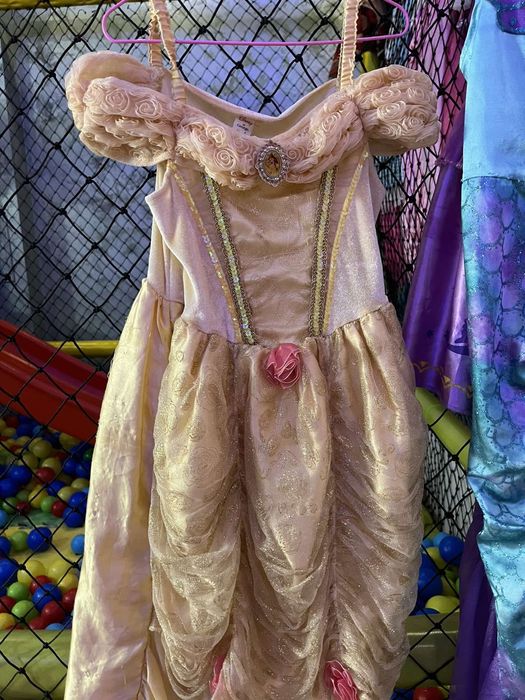 Парти костюми за момиченца