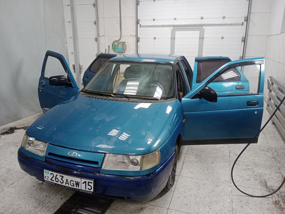 Продам Ваз 2110 инжектор