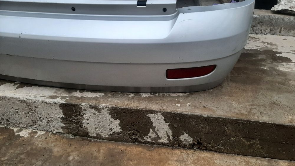 Бампер приора задний