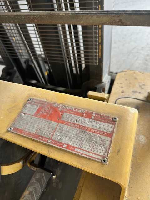 Moto - Stivuitor Caterpillar V80C - 3500 kg