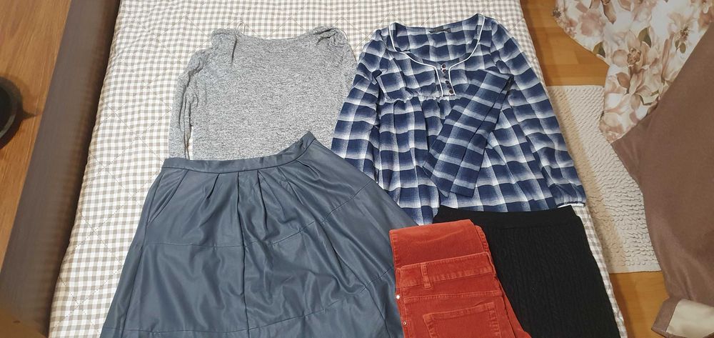 Продам пакет женских вещей