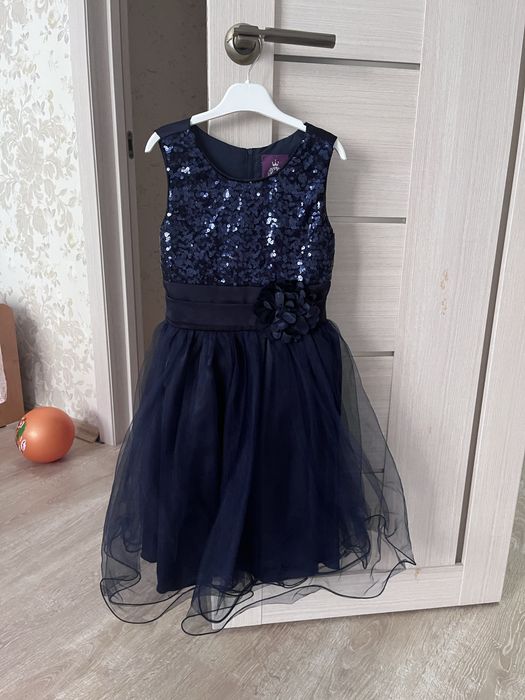 Нарядное платье для девочки