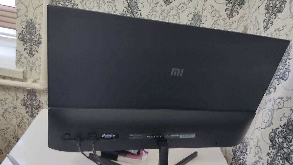 Monitor 24 lik sotiladi!