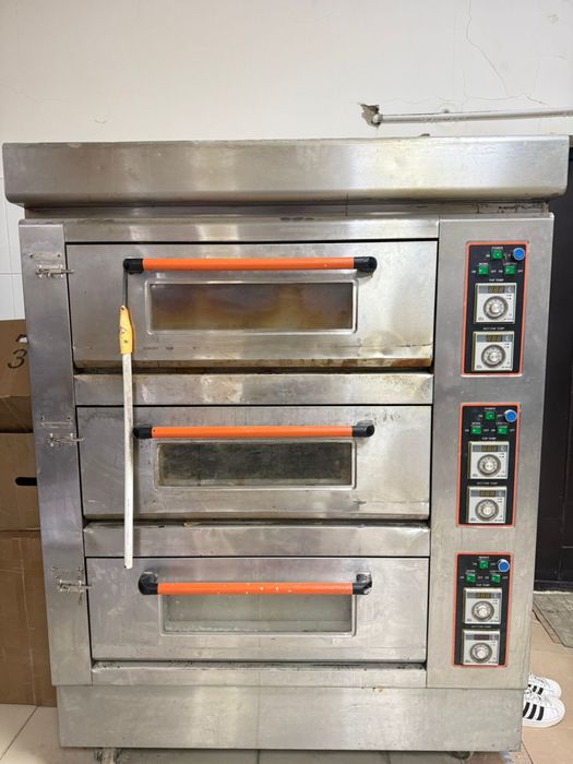 Продам духовой шкаф