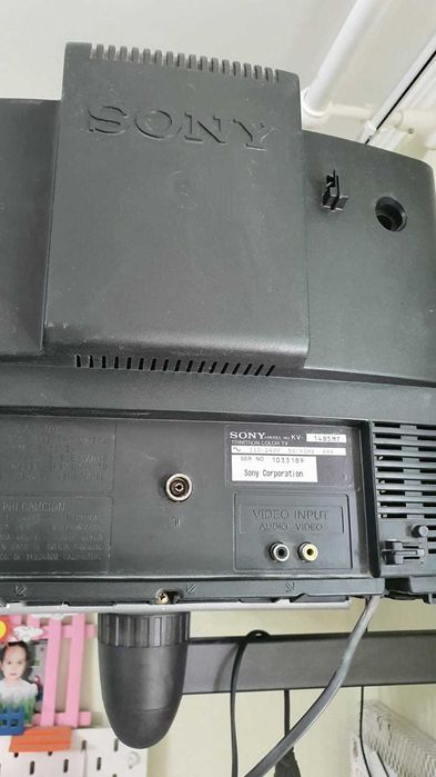 SONY   Тринитрон.   Подставка  в подарок !