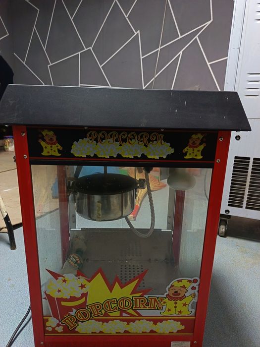 Popkorn aparat sotiladi