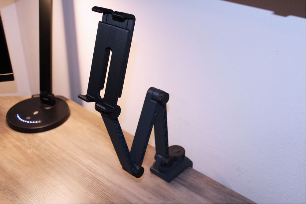 Держатель для планшетов и телефонов